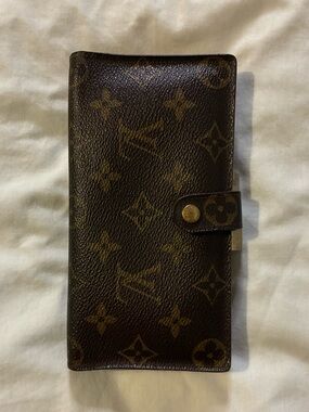 RARE Louis Vuitton Monogram Kisslock Long Wallet